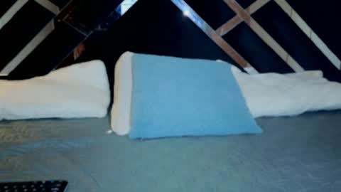 hannita_01 online show from 07-28-26, 12:48