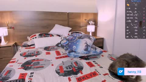 taylor live   online show from 02-04-25, 01:13