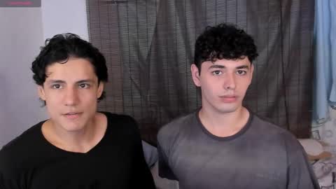 Snapshot of hans_andres17 chatting on 12-05-25, 07:54 hans and andres online show from 12-05-25, 07:54