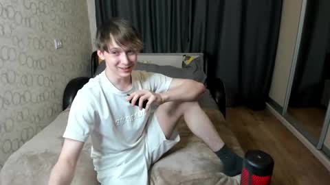 Hans online show from 10-17-25, 04:20