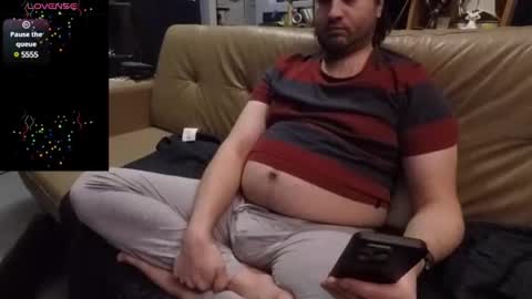 Snapshot of hansomeman2015 chatting on 01-26-25, 05:56 hansomeman2015 online show from 01-26-25, 05:56