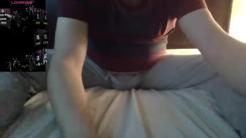 Snapshot of hansomeman2015 chatting on 02-11-25, 04:44 hansomeman2015 online show from 02-11-25, 04:44