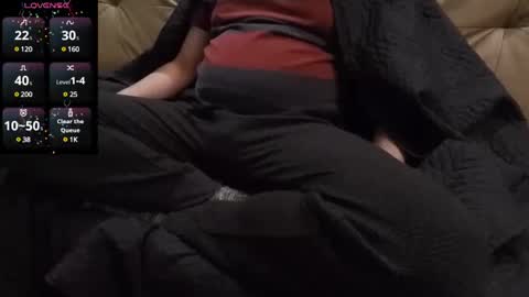 Snapshot of hansomeman2015 chatting on 02-18-25, 02:05 hansomeman2015 online show from 02-18-25, 02:05