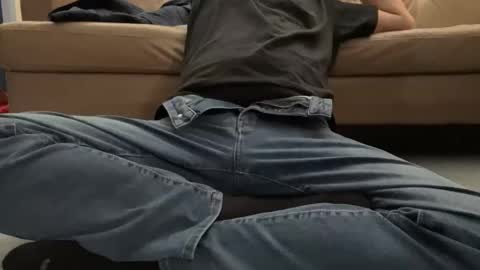 Snapshot of hansomeman2015 chatting on 12-04-25, 08:17 hansomeman2015 online show from 12-04-25, 08:17