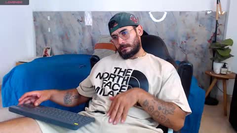 hanz_col online show from 12-19-25, 03:41