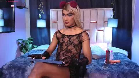 Hanzking01 online show from 09-12-25, 03:39