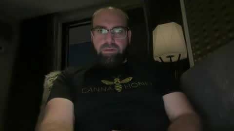 happy_cabbage online show from 12-03-24, 07:43