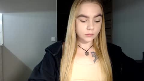 Snapshot of happy_fox_ chatting on 01-24-25, 08:54 happy_fox_ online show from 01-24-25, 08:54