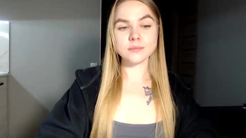 Snapshot of happy_fox_ chatting on 02-17-25, 10:25 happy_fox_ online show from 02-17-25, 10:25