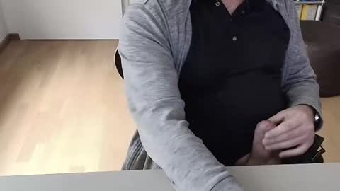 Cum for you online show from 01-30-25, 01:10