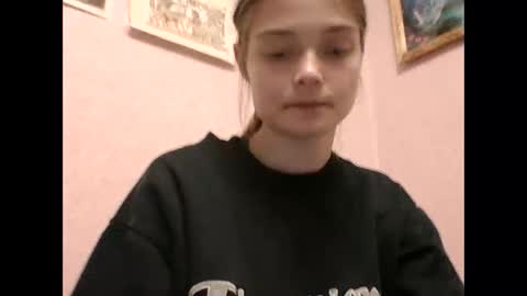 happyemily  online show from 03-14-26, 09:53