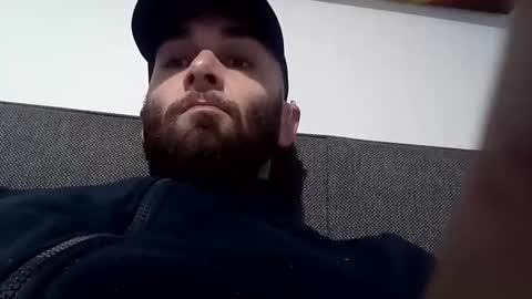 Snapshot of happyguy00000 chatting on 01-17-25, 10:01 Calvin Secret online show from 01-17-25, 10:01