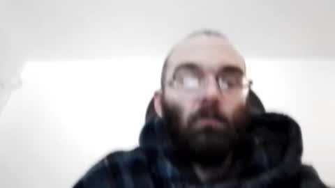 Snapshot of happyguy00000 chatting on 01-06-26, 02:15 Calvin Secret online show from 01-06-26, 02:15