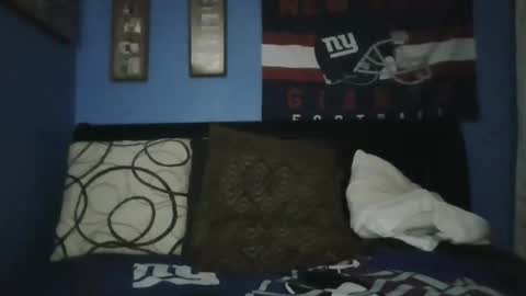 happyhappy4 online show from 11-18-25, 05:34