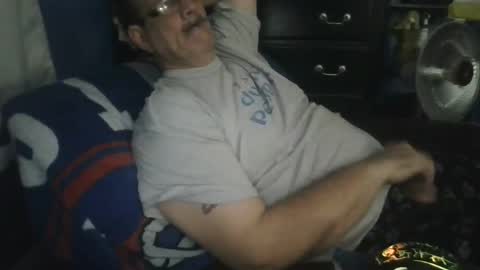 happyhappy4 online show from 01-06-26, 06:39