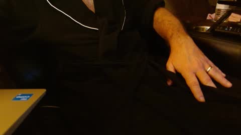 Snapshot of happyhogan1 chatting on 09-14-25, 09:08 Jhonassmann12 online show from 09-14-25, 09:08
