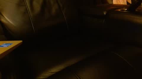 Snapshot of happyhogan1 chatting on 09-22-25, 08:05 Jhonassmann12 online show from 09-22-25, 08:05