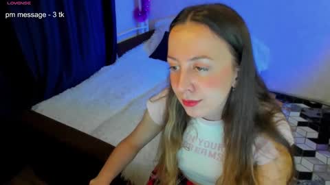 Snapshot of happystephanie chatting on 03-02-25, 07:12 Stephanie online show from 03-02-25, 07:12