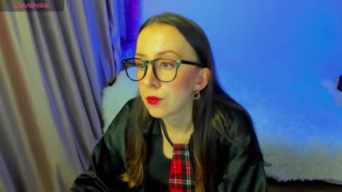 Stephanie online show from 01-18-26, 04:55