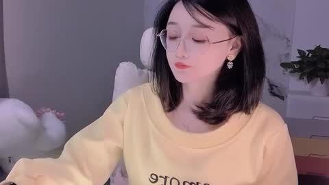 Snapshot of happysweetie168 chatting on 01-17-25, 01:56 Daisy online show from 01-17-25, 01:56