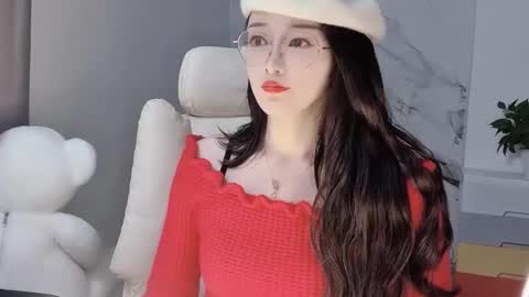 Snapshot of happysweetie168 chatting on 02-16-25, 05:26 Daisy online show from 02-16-25, 05:26