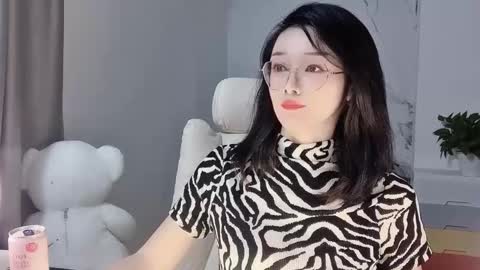 Snapshot of happysweetie168 chatting on 03-01-25, 08:02 Daisy online show from 03-01-25, 08:02