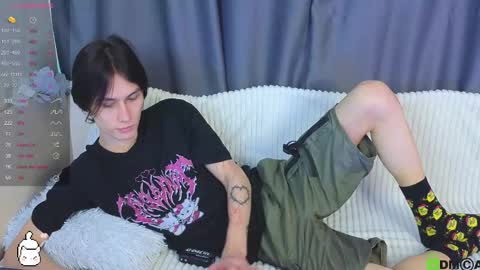 Snapshot of hard__fantasy chatting on 03-22-26, 02:42 Mark online show from 03-22-26, 02:42
