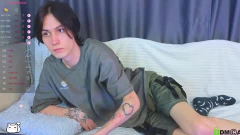 Snapshot of hard__fantasy chatting on 04-04-26, 11:46 Mark online show from 04-04-26, 11:46