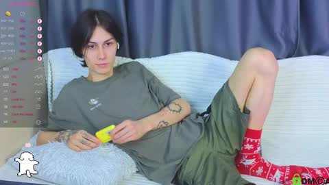 Snapshot of hard__fantasy chatting on 04-20-26, 11:17 Mark online show from 04-20-26, 11:17