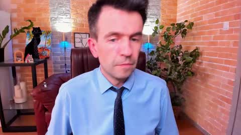 Steve online show from 02-25-25, 02:22