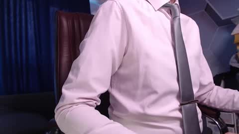 Steve online show from 11-10-25, 10:36