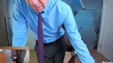 Steve online show from 04-25-26, 03:20