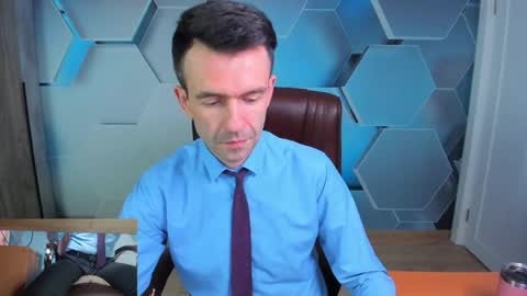 Steve online show from 04-25-26, 01:41