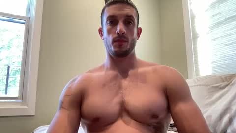 hard_runner_ online show from 10-06-25, 03:09