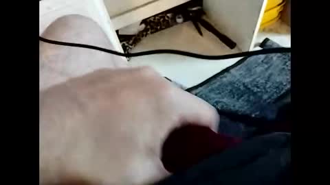 Snapshot of hardandhorny422 chatting on 10-20-25, 08:09 hardandhorny422 online show from 10-20-25, 08:09