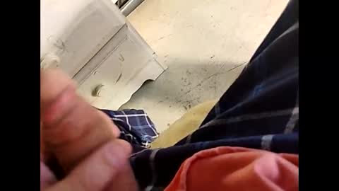 Snapshot of hardandhorny422 chatting on 11-10-25, 08:41 hardandhorny422 online show from 11-10-25, 08:41