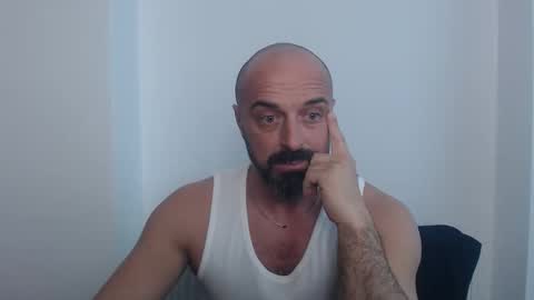 hardapollo online show from 04-19-26, 02:49