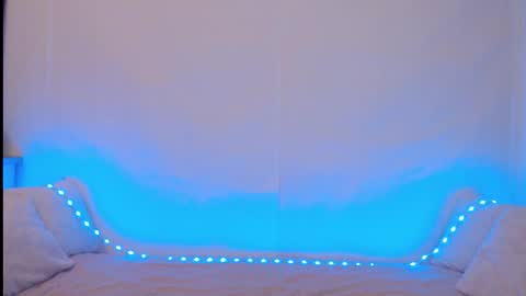 Emily online show from 09-11-25, 11:49