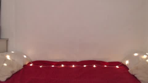 Emily online show from 04-25-26, 10:51