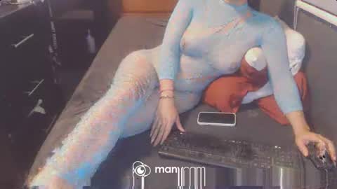 Snapshot of hardfucking_mistress chatting on 02-21-25, 06:40 Irina online show from 02-21-25, 06:40