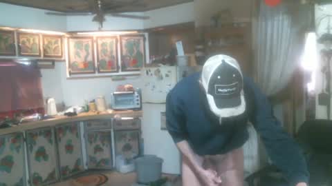 Snapshot of hardinhand44 chatting on 01-10-25, 06:06 john nobles online show from 01-10-25, 06:06