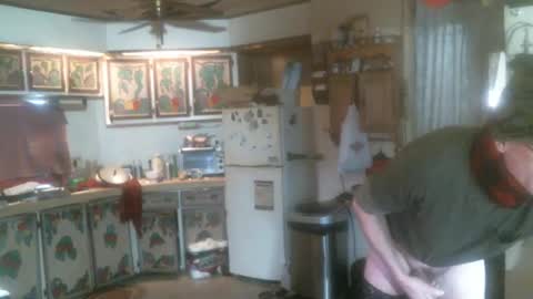 Snapshot of hardinhand44 chatting on 01-26-25, 05:44 john nobles online show from 01-26-25, 05:44