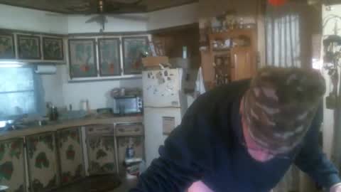 Snapshot of hardinhand44 chatting on 02-07-25, 06:34 john nobles online show from 02-07-25, 06:34