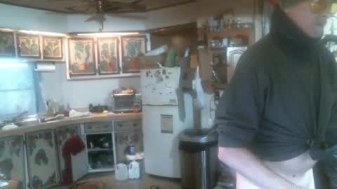 Snapshot of hardinhand44 chatting on 02-17-25, 07:10 john nobles online show from 02-17-25, 07:10