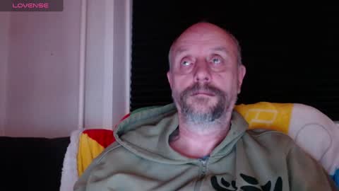 Snapshot of hardmrlazy chatting on 12-30-24, 10:12 MrLazy online show from 12-30-24, 10:12