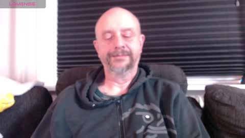 Snapshot of hardmrlazy chatting on 01-22-25, 07:03 MrLazy online show from 01-22-25, 07:03