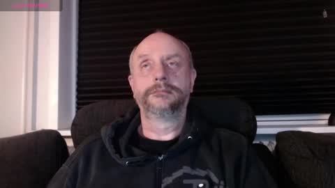 Snapshot of hardmrlazy chatting on 02-23-25, 01:13 MrLazy online show from 02-23-25, 01:13