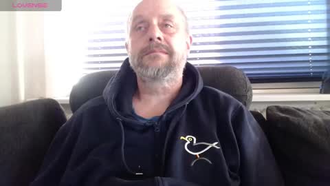 Snapshot of hardmrlazy chatting on 03-06-25, 03:02 MrLazy online show from 03-06-25, 03:02