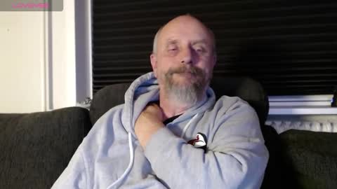 Snapshot of hardmrlazy chatting on 10-09-25, 07:01 MrLazy online show from 10-09-25, 07:01