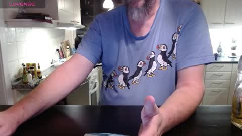 Snapshot of hardmrlazy chatting on 11-15-25, 05:42 MrLazy online show from 11-15-25, 05:42